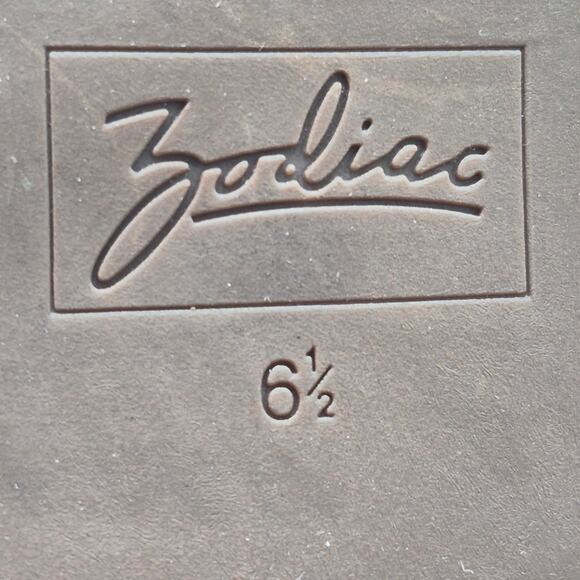 NEW ZODIAC Women's Val-Western Side Zip Ankle Boots in a cognac brown SIZE 6.5 - Picture 6 of 6